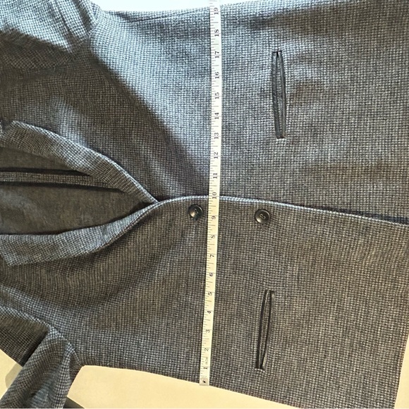 Ian RN Grey houndstooth jacket - size M - Picture 11 of 12